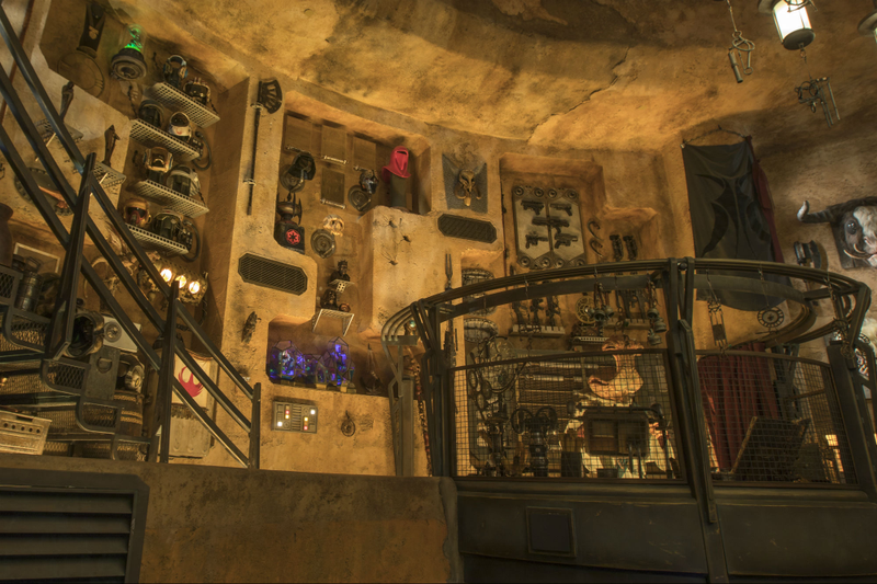 This section of Dok-Ondar’s is the least busy. Behind this shot is, like, so much more shit.